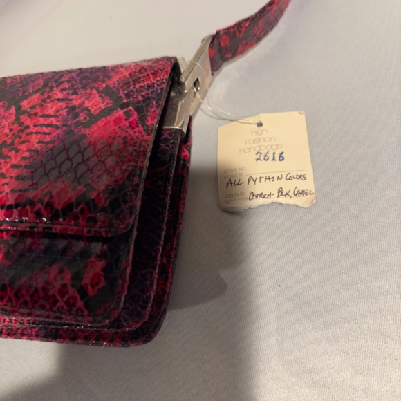 Vintage Fuschia Snakeskin Python Shoulder Bag Purse - Picture 9 of 9